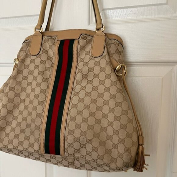 *SALE* GUCCI GG Canvas Tote - Good Used Condition - Picture 4 of 16